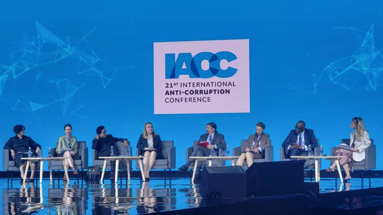 Provedór Direitus Umanus no Justisa Partisipa Konferénsia Anti-Korupsaun (IACC) XXI