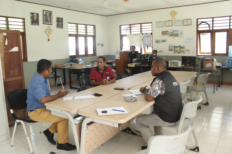 PDHJ Halo Intervensaun Ba Eskola Ne’ebé Impede Asesu Ezame Ba Estudante Sira Tanba La Selu Multa Falta Ni’an.